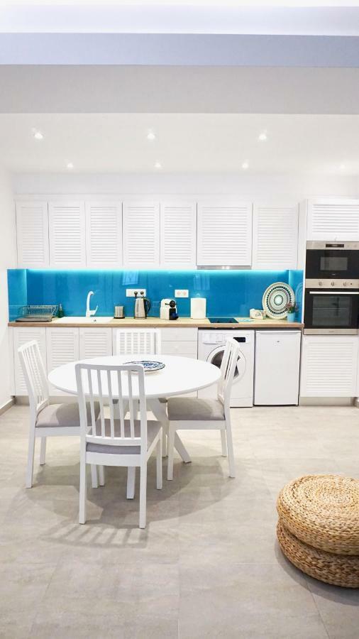 Apartamento Cycladic Style Apt In Atenas Exterior foto